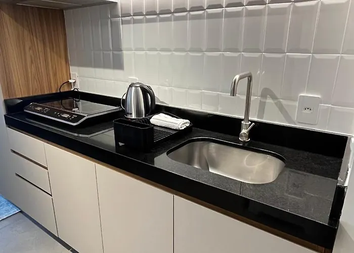 Estúdio Novo, Com Garagem, Em ótima Localização! Apartamento Porto Alegre